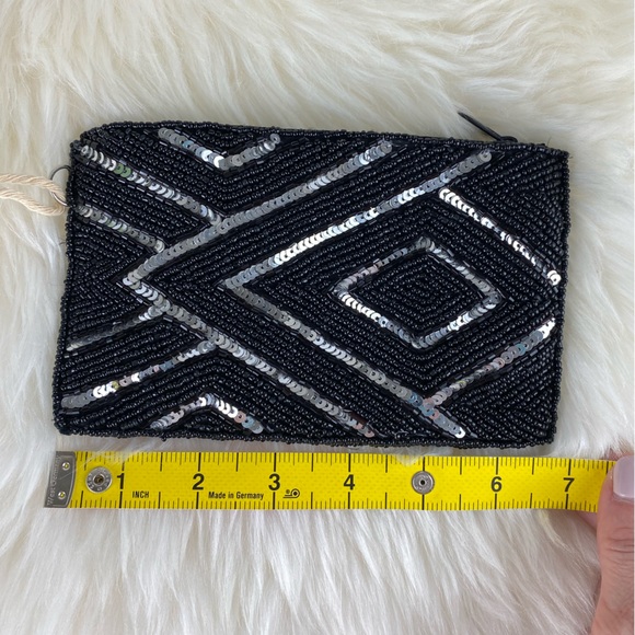 KC Malhan Beaded Clutch - Picture 5 of 12
